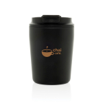 Tazza termica in plastica per caffè con coperchio antigoccia 220 ml color nero vista con logo