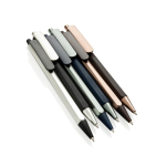 Penna a sfera triangolare in plastica riciclata con clic, inchiostro blu color nero vista generale