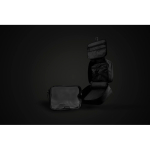 Necessaire pieghevole con organizzazione interna Swiss Peak 4L color nero vista ambiente