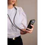 Cavo per telefono tipo lanyard con ricarica USB-C a USB-C 60W color verde vista ambiente 2