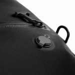Zaino in PU con scomparto per laptop da 14” e pompa sottovuoto 17L color nero vista dettaglio