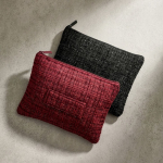 Beauty case piatto in poliestere con finitura bouclé e chiusura a zip 270 g/m² prima vista