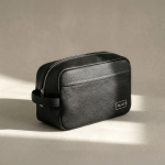 Necessaire in PU con zip e doppia tasca interna 200 g/m² prima vista