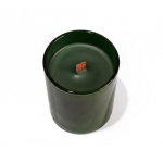 Candela profumata in ceramica lucida con stoppino in legno 350g color verde seconda vista