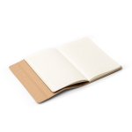 Blocco note in cartone riciclato con supporto per smartphone A5 e fogli a righe color naturale vista dettaglio 3