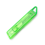 Taglierino dal design traslucido con sistema di sicurezza auto-retrattile color verde prima vista d'uso