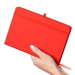 Taccuino A5 con copertina in PU riciclato, segnalibro e pagine a righe color rosso terza vista