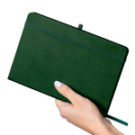 Taccuino A5 con copertina in PU riciclato, segnalibro e pagine a righe color verde prima vista