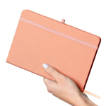 Taccuino A5 con copertina in PU riciclato, segnalibro e pagine a righe color rosa seconda vista