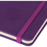 Taccuino A5 con copertina in PU riciclato, segnalibro e pagine a righe color viola ottava vista