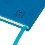 Taccuino A5 con copertina in PU riciclato, segnalibro e pagine a righe color azzurro settima vista