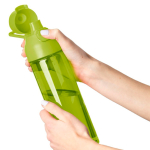 Borraccia in tritan resistente con chiusura a scatto e maniglia superiore 750ml color verde quarta vista
