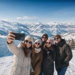 Supporto magnetico con funzione di telecomando per fotocamera del cellulare