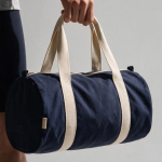 Borsa sportiva ideale per la palestra in tessuto ecologico 30L color blu mare vista ambiente