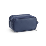 Necessaire sospeso in pelle sintetica riciclata con gancio e tre scomparti color blu mare seconda vista