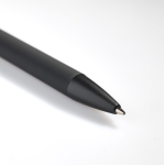 Penna in alluminio riciclato con meccanismo antistress e inchiostro nero color nero