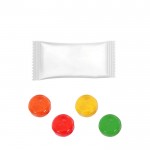 Mix di caramelle alla frutta confezionate in bustine singole color miscela di sapori quinta vista