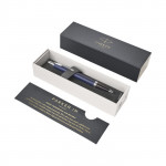 Penna promozionale con dettagli in argent color blu con custodia