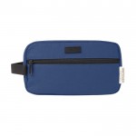 Beauty case in tela riciclata 330 g/m² con comodo cinturino color blu mare seconda vista frontale