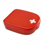 Kit di pronto soccorso con bende e salviette color rosso seconda vista