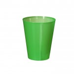Bicchiere riutilizzabile in plastica colorata traslucida da 500ml color verde prima vista