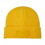 Cappello invernale con patch personalizzabile color giallo