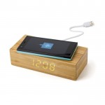 Caricatori wireless personalizzati con orologio color legno seconda vista