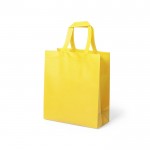 Resistenti e colorate shopper in tnt color giallo