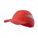 Cappelli sportivi con logo colore rosso
