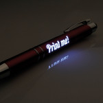 Penne con logo personalizzato luminoso colore rosso seconda vista