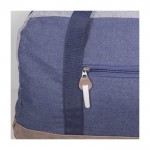 Borsoni da viaggio con logo color blu vista dettaglio tasca