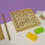 Gioco del labirinto in scatola con scatola in legno