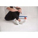 Scarpe da ginnastica bianche con suola in gomma numero 37 color bianco vista ambiente