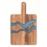 Tagliere in legno di acacia con dettagli blu in resina epossidica color legno quarta vista
