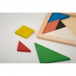 Gioco del tangram in legno colorato color legno vista dettaglio 4