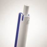 Penna a sfera dal fusto bianco con clip color blu ed inchiostro blu seconda vista fotografica