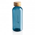 Bottiglietta in RPET con tappo in bambù color blu seconda vista con logo