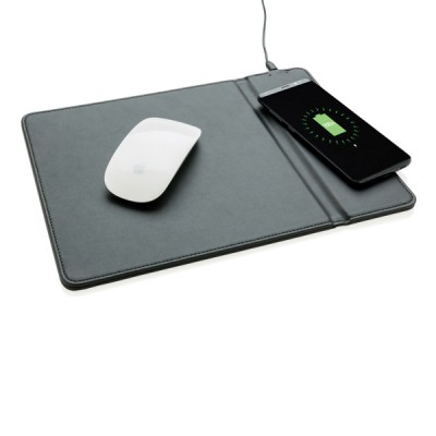 Mouse pad con base di ricarica 