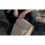 Video: Zaino in ecopelle da 20 litri con scomparto per PC portatile