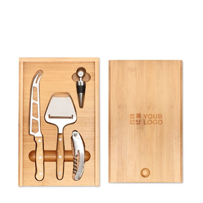 Set pubblicitario per formaggi e vino vista area di stampa