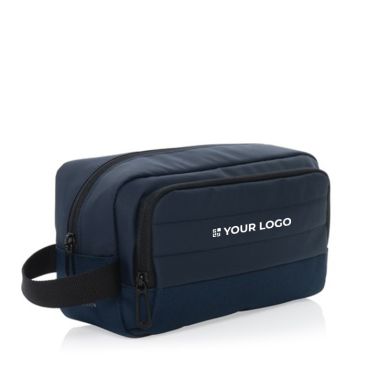 Beauty case in rPET con ampio scomparto, tasca esterna e manico