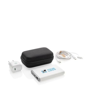 Spina cavetto di ricarica e powerbank 5.000 mAh in plastica riciclata