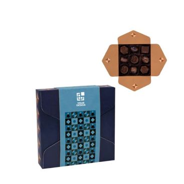 Scatola con 9 praline con ripieno di caffè e prugne al cioccolato