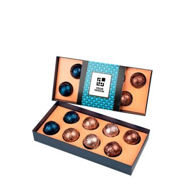 Scatola con 8 praline ripiene di mandorle, pistacchi, noci e nocciole