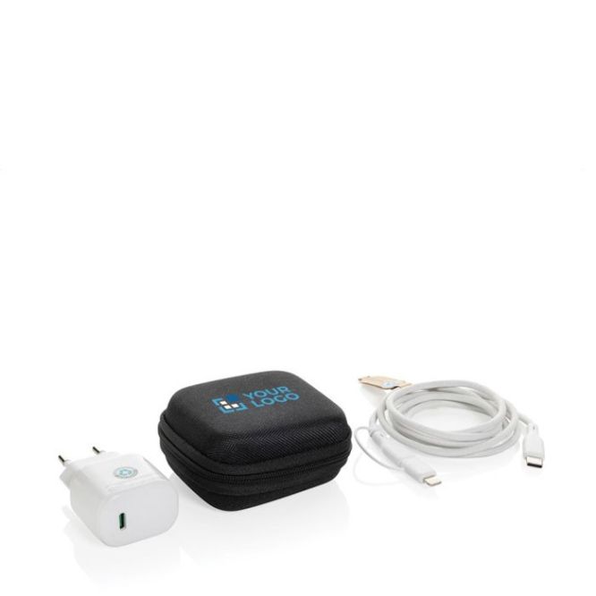 Spina e cavo per ricaricare cellulari e altri dispositivi in astuccio