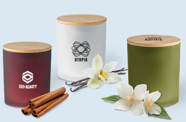 Tre candele profumate con coperchio