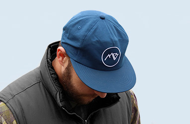 Cappello personalizzato con logo aziendale